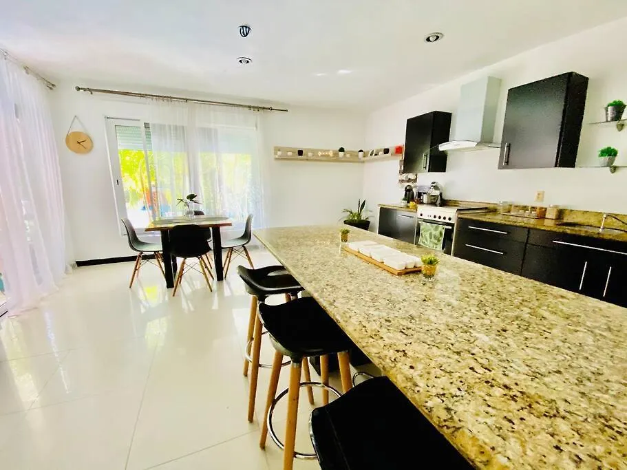 Departamento En El Corazon De Playa Del Carmen Apartment 0*,